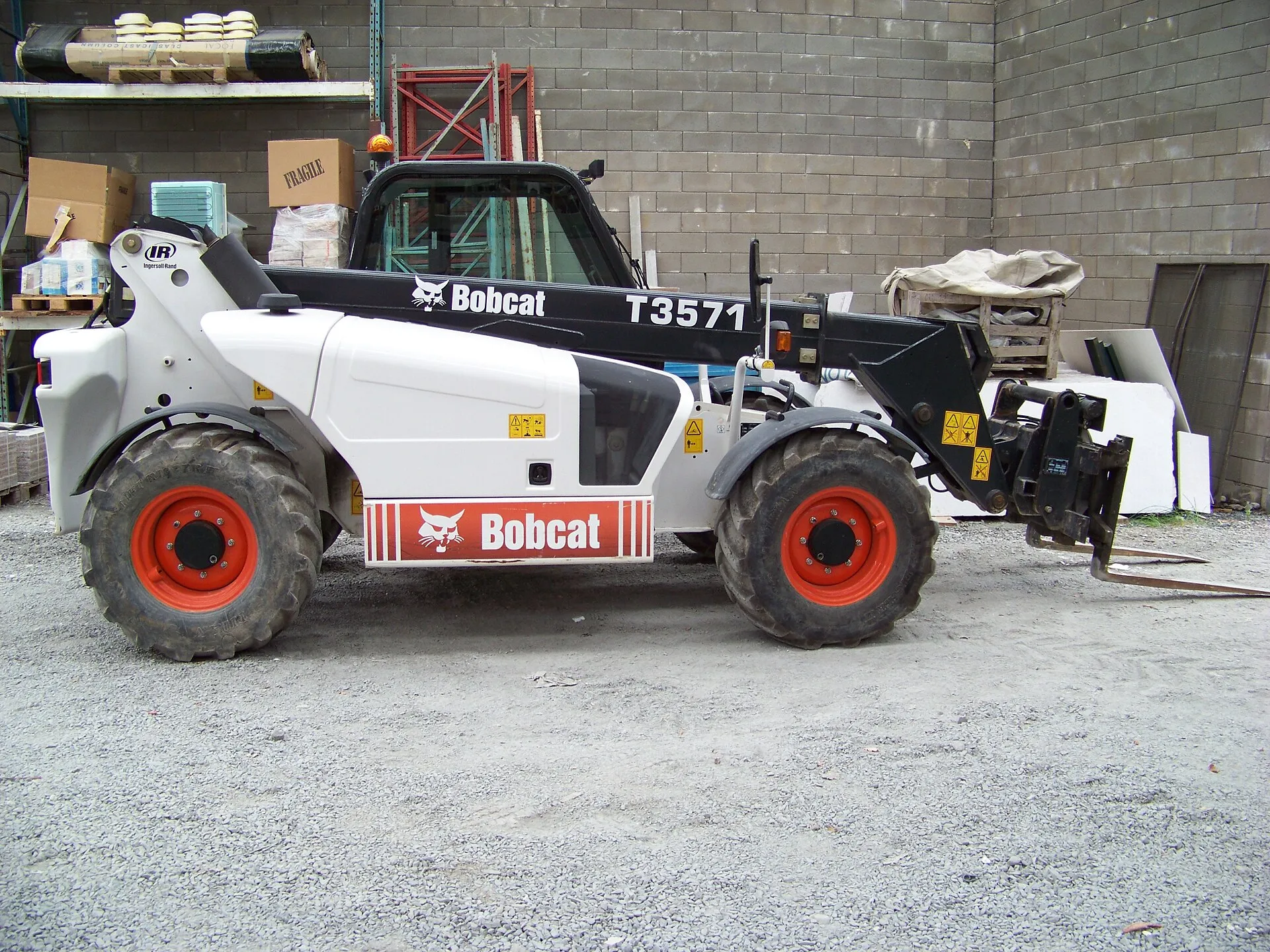 Bobcat T35.71 — Телескопичен товарач (илюстративна снимка)